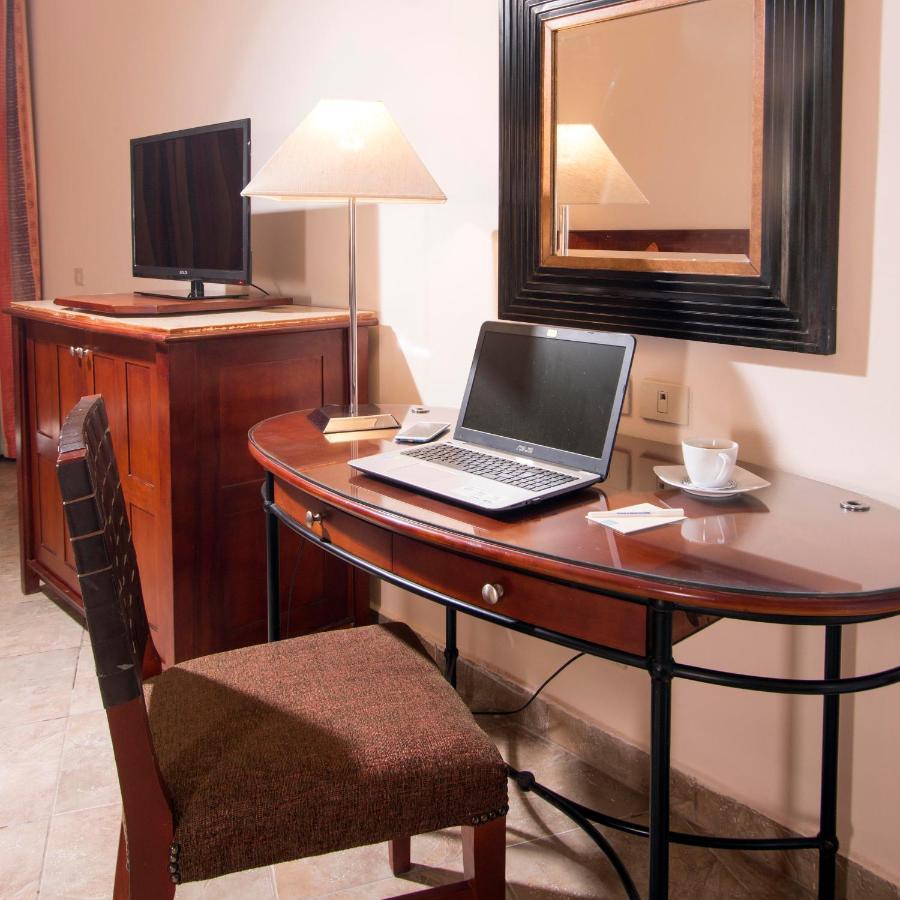 Swiss Inn Plaza Hotel 6th of October City 외부 사진