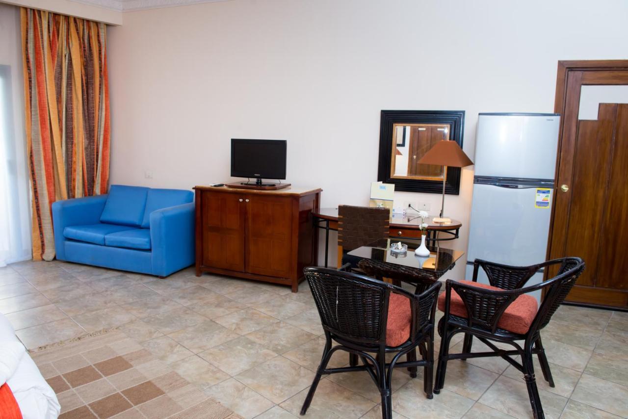 Swiss Inn Plaza Hotel 6th of October City 외부 사진
