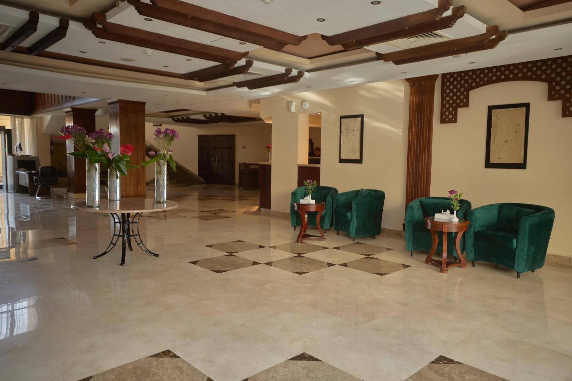 Swiss Inn Plaza Hotel 6th of October City 외부 사진